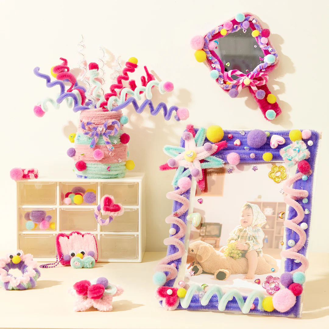 Little Jewelry Designer Craft Kit – 200+ Piece DIY Accessories Set